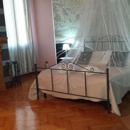 مبيت وإفطار مانتوفا San Francesco Residenza الغرفة الصورة